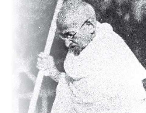 காந்தி படுகொலை வழக்கின் எப்ஐஆர் நகலை அளிக்க வேண்டும்: மத்திய உள்துறை அமைச்சகத்துக்கு தகவல் ஆணையம் உத்தரவு