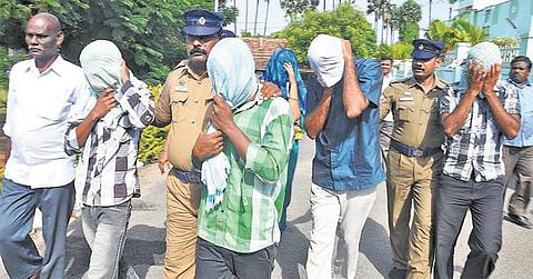 பொறியியல் பட்டதாரி கொலை வழக்கில் பெண் உட்பட 6 பேர் சிறையில் அடைப்பு: மேலும் பலருக்கு தொடர்பு - தனிப்படையினர் அதிர்ச்சி