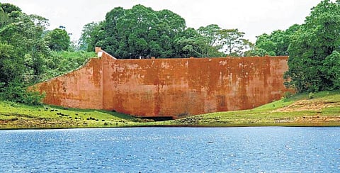 முல்லை பெரியாறு 120: எட்டு ஆண்டுகள் கடின உழைப்பில் உருவான அணை