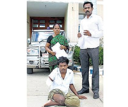 இளைஞரின் கை, கால் துண்டிக்கப்பட்ட விவகாரம்: போலீஸார் கொலை முயற்சி வழக்குப் பதிவு