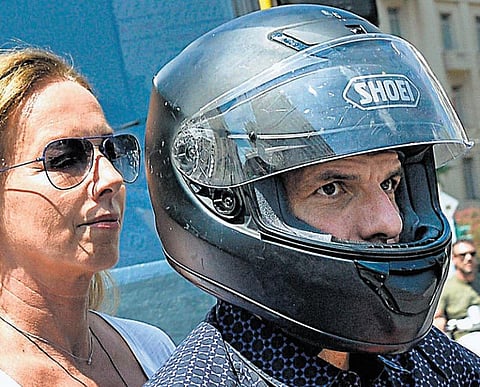 நம்மைச் சுற்றி... | நாய் படுத்தும் பாடு!