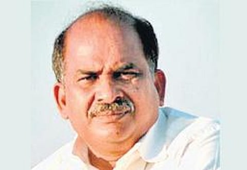 பிரச்சினைகளைத் தீர்க்கும் புத்தகங்கள்- சி.மகேந்திரன்