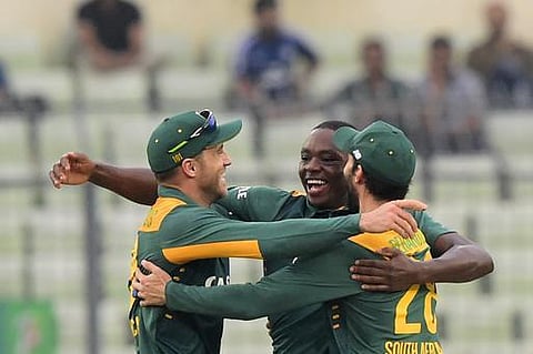 அறிமுக போட்டியில் ஹாட்ரிக்குடன் 6 விக். - வங்கதேசத்தை சுருட்டி ஓரங்கட்டிய தெ.ஆ. பவுலர் ரபாதா