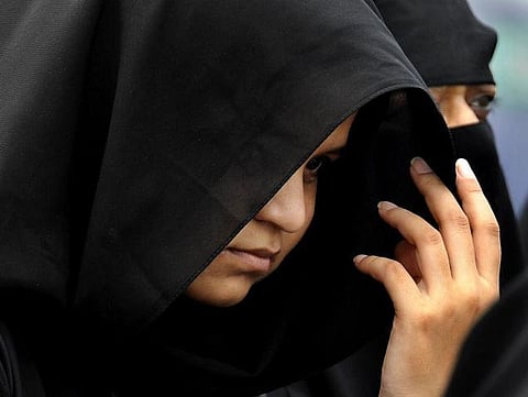 விவாகரத்து செய்ய விரும்பும் முஸ்லிம் ஆண்கள் நேரில் வராமல் தலாக் கூறுவதற்கு தடை விதிக்க வேண்டும்: மத்திய அரசுக்கு உயர்நிலைக் குழு பரிந்துரை