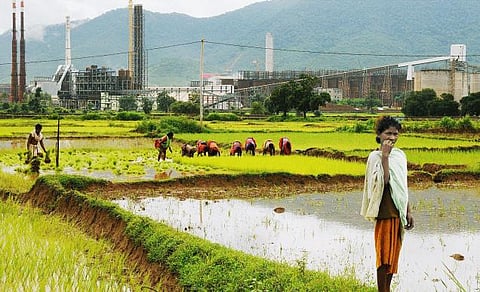 நிலச் சட்டம்: மோடி கூட்டத்தை புறக்கணிக்க காங்கிரஸ் முதல்வர்கள் திட்டம்