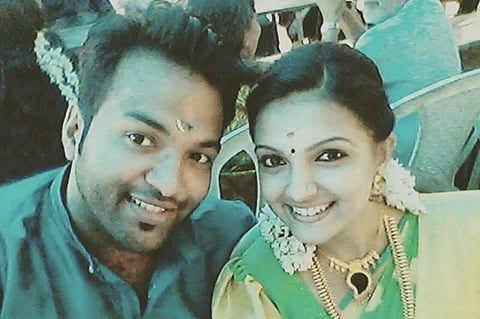 மருத்துவரை கரம் பிடிக்கிறார் நடிகை சரண்யா மோகன்