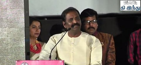 இளைய தலைமுறையை காக்க மதுக்கடைகளை மூட வேண்டும்: பிறந்த நாளில் கவிஞர் வைரமுத்து வேண்டுகோள்