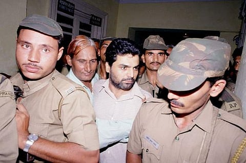 தூக்குக்கு இடைக்கால தடை கோரி யாகூப் மேமன் மனு