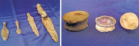 சிவகங்கை அருகே தொல்பொருள் துறை அகழ்வாராய்ச்சியில் சங்ககால மக்களின் அணிகலன்கள் கண்டெடுப்பு: மதுரையின் தொன்மையை நிரூபிக்கும் ஆதாரங்கள்