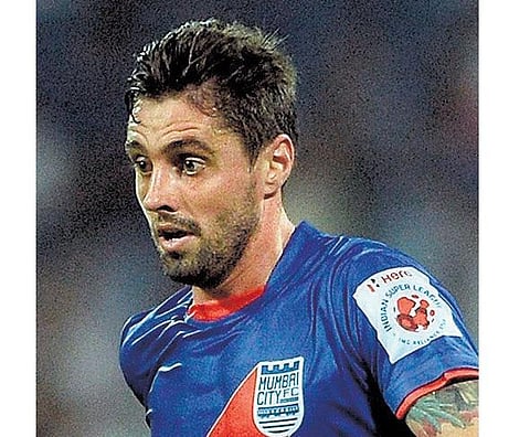 ஐஎஸ்எல் கால்பந்து: ஆண்ட்ரூ மோரிட்ஸை தக்கவைத்தது மும்பை