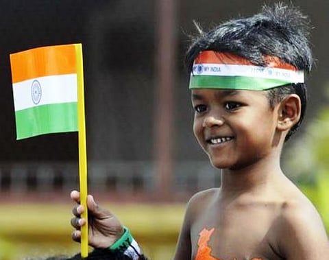 சொல்லத் தோணுது 44 - கொண்டாட்டம் யாருக்கு?