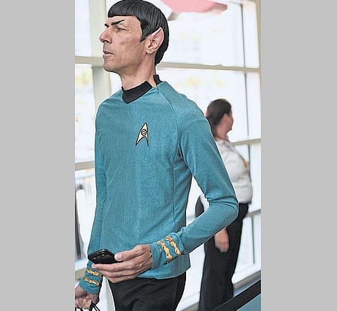 ‘ஸ்டார் டிரெக்’ உடைகள் ஏலம்