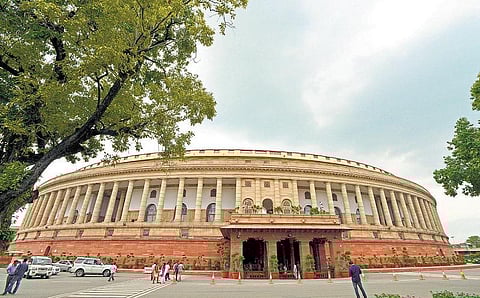 நம் ஜனநாயகத்தை செப்பனிட வேண்டும்