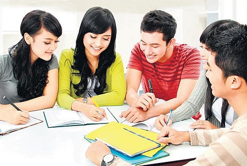 உலகில் வலதுகைக்காரர்கள் அதிகமிருப்பது ஏன்?