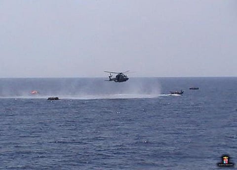 மத்திய தரைக்கடலில் 700 பேருடன் மூழ்கியது படகு: 25 பேர் பலி