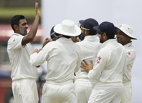 அஸ்வின் 6 விக். - 183 ரன்களுக்குச் சுருண்டது இலங்கை