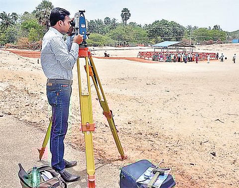 அப்துல் கலாமுக்கு மணிமண்டபம்? - பேக்கரும்பில் மத்திய அரசு அதிகாரிகள் ஆய்வு