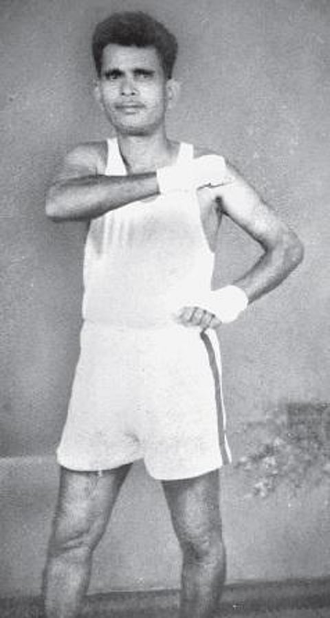 வியத்தகு சென்னை: தடை செய்யப்பட்ட வீர விளையாட்டு