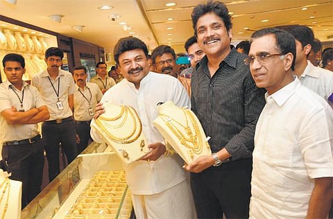 அடையாறு, குரோம்பேட்டையில் கல்யாண் ஜுவல்லர்ஸ் புதிய கிளைகள் பிரபு, நாகார்ஜுனா திறந்துவைத்தனர்