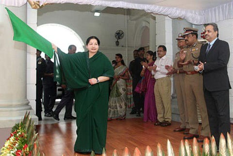 சென்னை பெருநகர காவல்துறைக்கு 135 புதிய மாருதி ஜிப்சி வாகனங்கள்: முதல்வர் ஜெயலலிதா வழங்கினார்