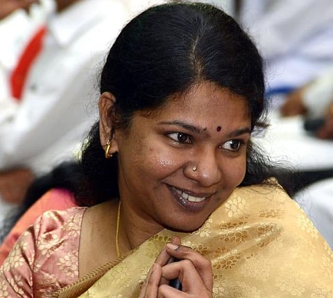 கனிமொழி தலைமையில் ஆக.22-ல் மதுவுக்கு எதிராக திமுக மகளிர் மாநாடு: கருணாநிதி, ஸ்டாலின் பங்கேற்பு