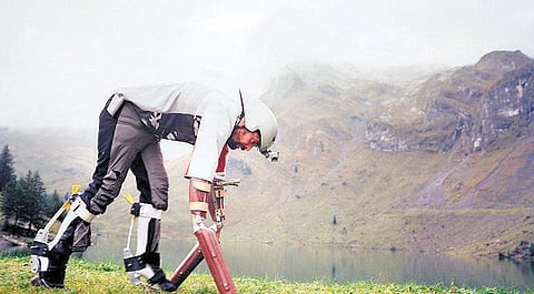 உலக மசாலா: ஆட்டுக்கால் மனிதன்!