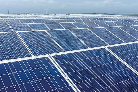 மத்தியப் பிரதேசத்தில் உலகின் மிகப்பெரிய சூரிய மின் உற்பத்தி நிலையம்