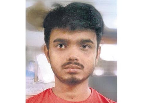 கீழ்ப்பாக்கம் பெண் மருத்துவர் கொலை: திரிபுரா பட்டதாரி இளைஞர் சிக்கினார் - செல்போனுக்காக கொலை செய்ததாக வாக்குமூலம்