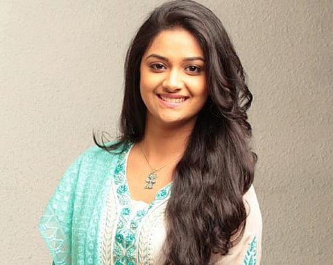 கவலை வேண்டாம் படத்தில் இருந்து கீர்த்தி சுரேஷ் நீக்கம்