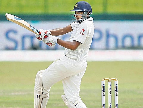 பின்வரிசை பேட்ஸ்மேன்கள் அபாரம்: 3-வது டெஸ்ட்டில் வெற்றி பாதையில் இந்தியா- இலங்கை-67/3; வெற்றிக்கு இன்னும் 319 ரன்கள்