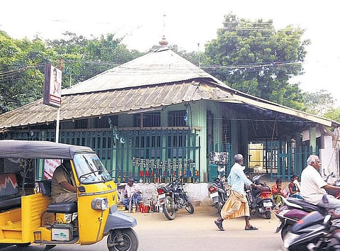 இறைநேசர்களின் நினைவிடங்கள்: மஸ்தானின் ஆசிகள்