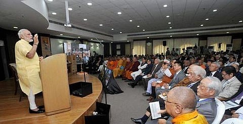 அப்பாவி மக்கள் மீதான வன்முறை: மோடி ஆவேச கருத்து