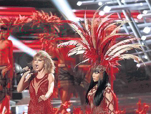 நூறு கோடிப் பேர் பார்த்த பாப் வீடியோ