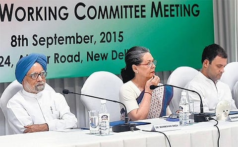 சோனியா பதவிக் காலம் ஓராண்டு நீட்டிப்பு