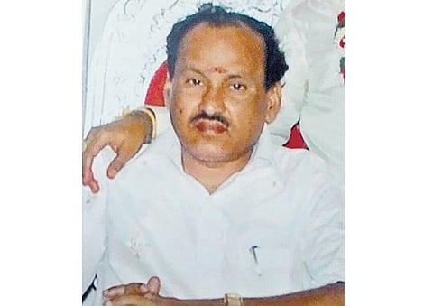 ஓசூர் அருகே நிதி நிறுவன அதிபர் கொலை: ரூ.20 லட்சம், 50 பவுன் நகைகள் கொள்ளை