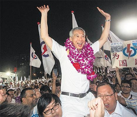 சிங்கப்பூர் நாடாளுமன்றத் தேர்தலில் வெற்றி: லீ ஹுசின் லூங் மீண்டும் பிரதமரானார்