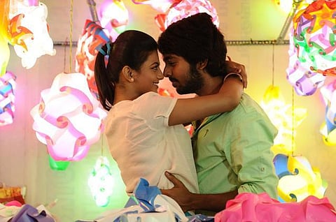 முதல் பார்வை: த்ரிஷா இல்லனா நயன்தாரா - பிட்டு பிட்டாக