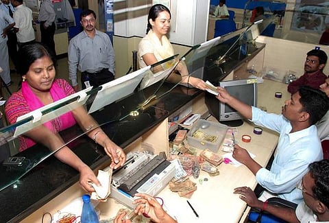 வங்கி, நிதிச் சேவை துறையில் 16 லட்சம் வேலை வாய்ப்புகள்