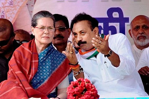 பாஜக-ஆர்எஸ்எஸ் இடையே ‘மேட்ச் பிக்ஸிங்’- சோனியா சாடல்