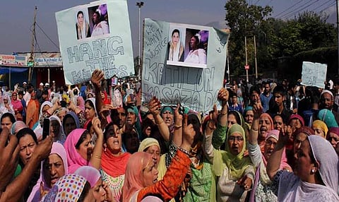 மருமகள்களை கொடுமைப்படுத்துபவர்களுக்கு சமூக புறக்கணிப்பு: காஷ்மீரின் ஹுரியத் தலைவர் வலியுறுத்தல்