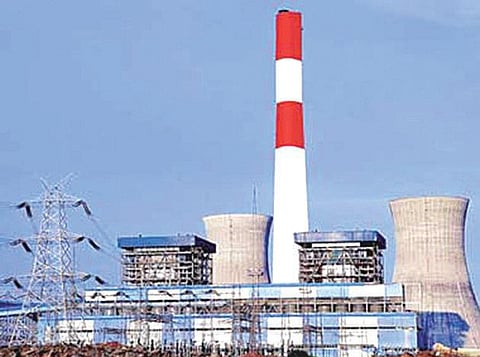 மின் நிலையம் இங்கே, மின்சாரம் எங்கே?