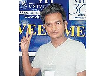 70,000 ‘பை’ மதிப்பு எண்களை கூறி இந்திய மாணவர் உலக சாதனை