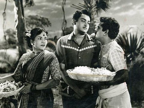 மறைந்த நடிகை மனோரமாவுக்கு டிவிட்டரஞ்சலிகள்