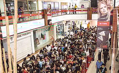 ஷாப்பிங் பிரியர்களை வியப்பில் ஆழ்த்திய ஹெச் அண்ட் எம்