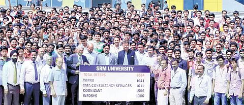 எஸ்ஆர்எம் பல்கலை. மாணவர்கள் 6,064 பேருக்கு ஐடி நிறுவனங்களில் நியமன ஆணை: வளாக நேர்முகத் தேர்வில் கிடைத்தது