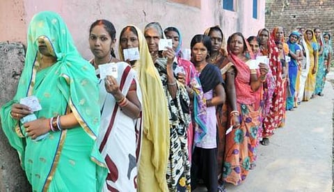 பிஹாரில் 2-ம் கட்ட தேர்தல்: நக்ஸல்கள் ஆதிக்க பகுதிகளில் உச்சகட்ட பாதுகாப்புடன் வாக்குப்பதிவு