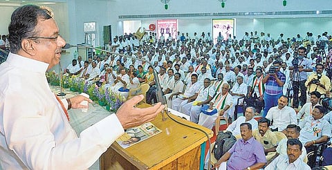 2016-ல் காங்கிரஸை நல்ல நிலைக்கு கொண்டு வராவிட்டால் பதவி விலகுவேன்: தென் மண்டல மாநாட்டில் இளங்கோவன் சபதம்