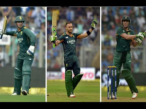 இந்தியப் பந்து வீச்சு துவம்சம்: டி காக், டுபிளெஸ்ஸிஸ், டிவில்லியர்ஸ் சதம்; தெ.ஆ 438 ரன்கள்