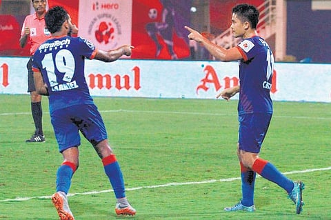 இந்தியன் சூப்பர் லீக் கால்பந்து: கோவாவை வீழ்த்தியது மும்பை