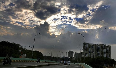 தமிழகத்தில் வடகிழக்கு பருவமழை தொடங்கியது: சென்னை வானிலை மையம் அறிவிப்பு